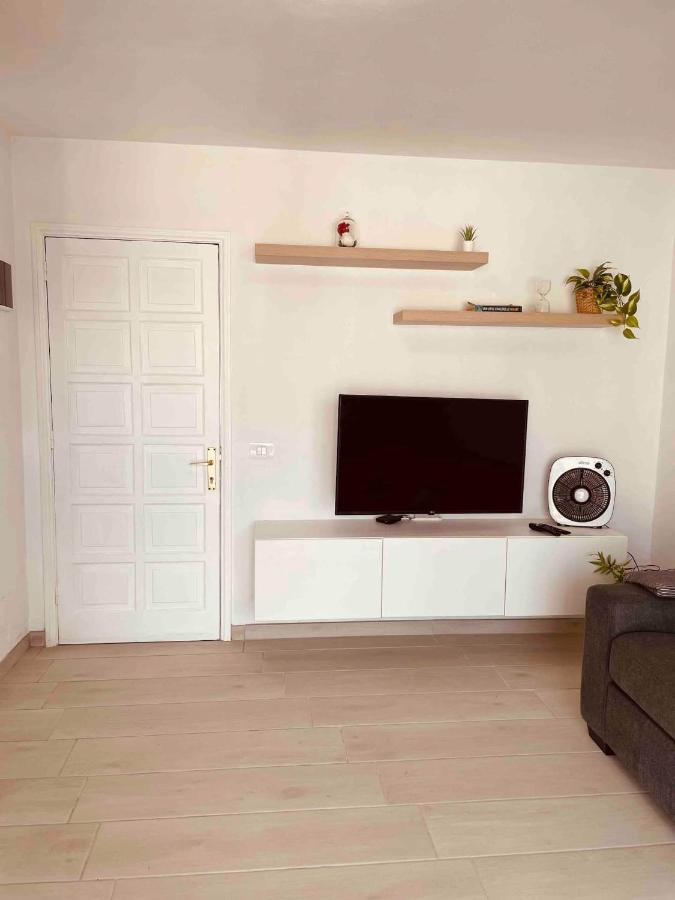 Apartment Luna -Modern One Bedroom Apartment In Central Puerto Del Carmen Тіас Екстер'єр фото
